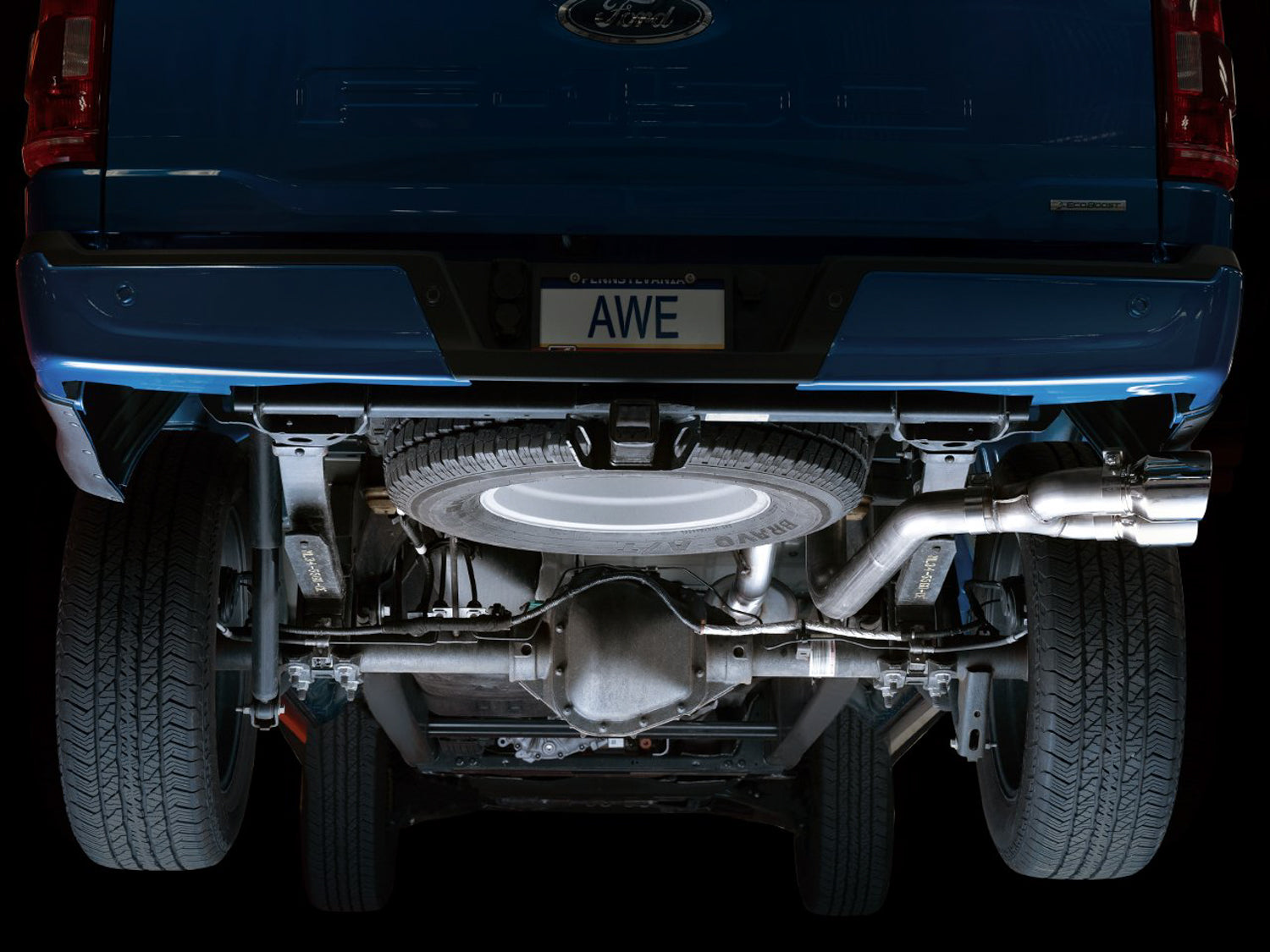 AWE 0FG Dual Side Exit Exhaust for '21+ Ford F-150 - 4.5" Chrome Silver Tips - Mounted