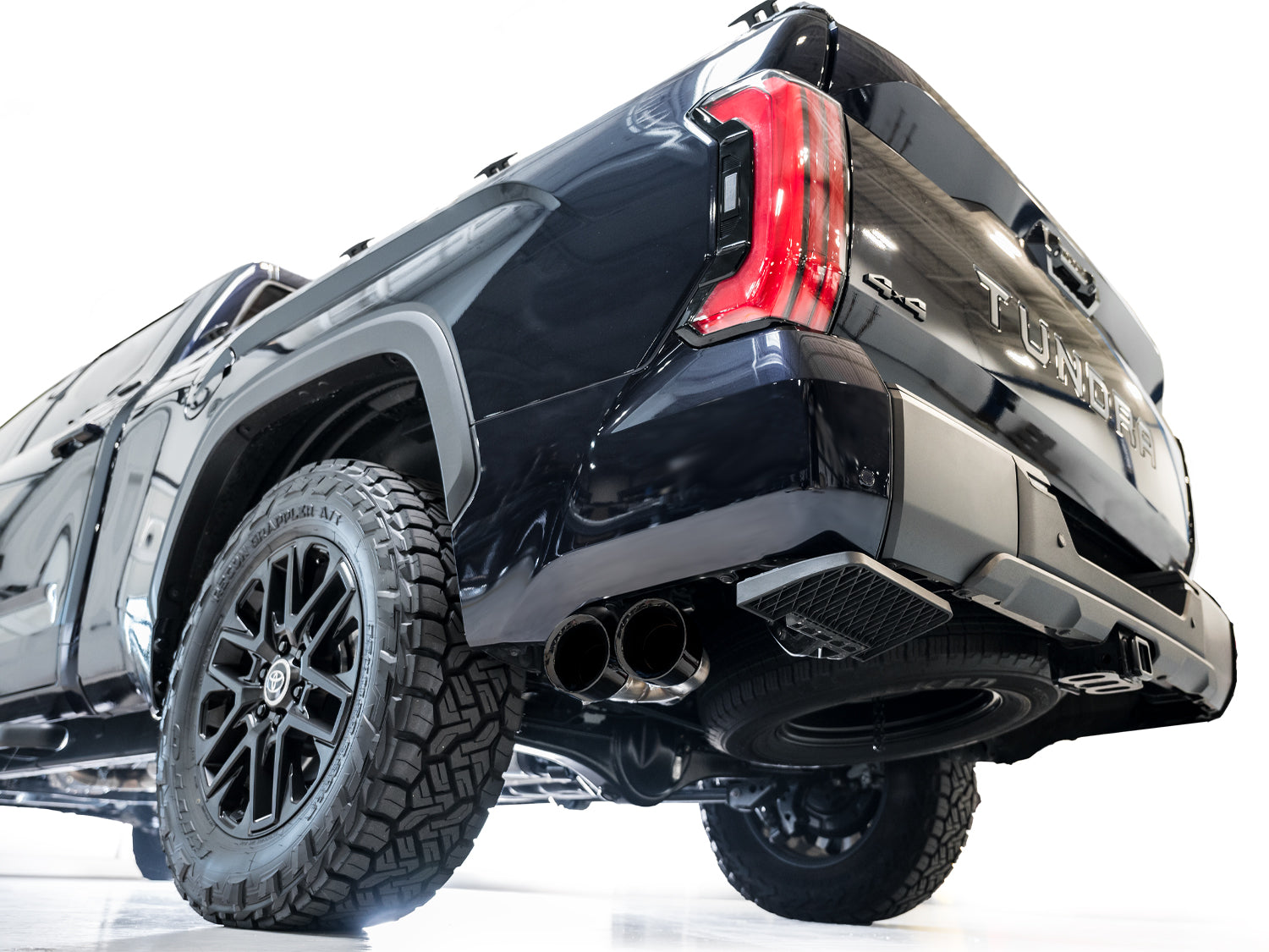 AWE 0FG Exhaust for 3rd Gen Toyota Tundra - Dual Diamond Black Tips - Mounted