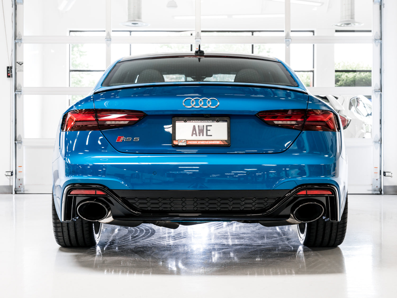 AWE Touring Edition Exhaust for Audi B9.5 RS 5 Coupe - Diamond Black RS-style Tips - Mounted