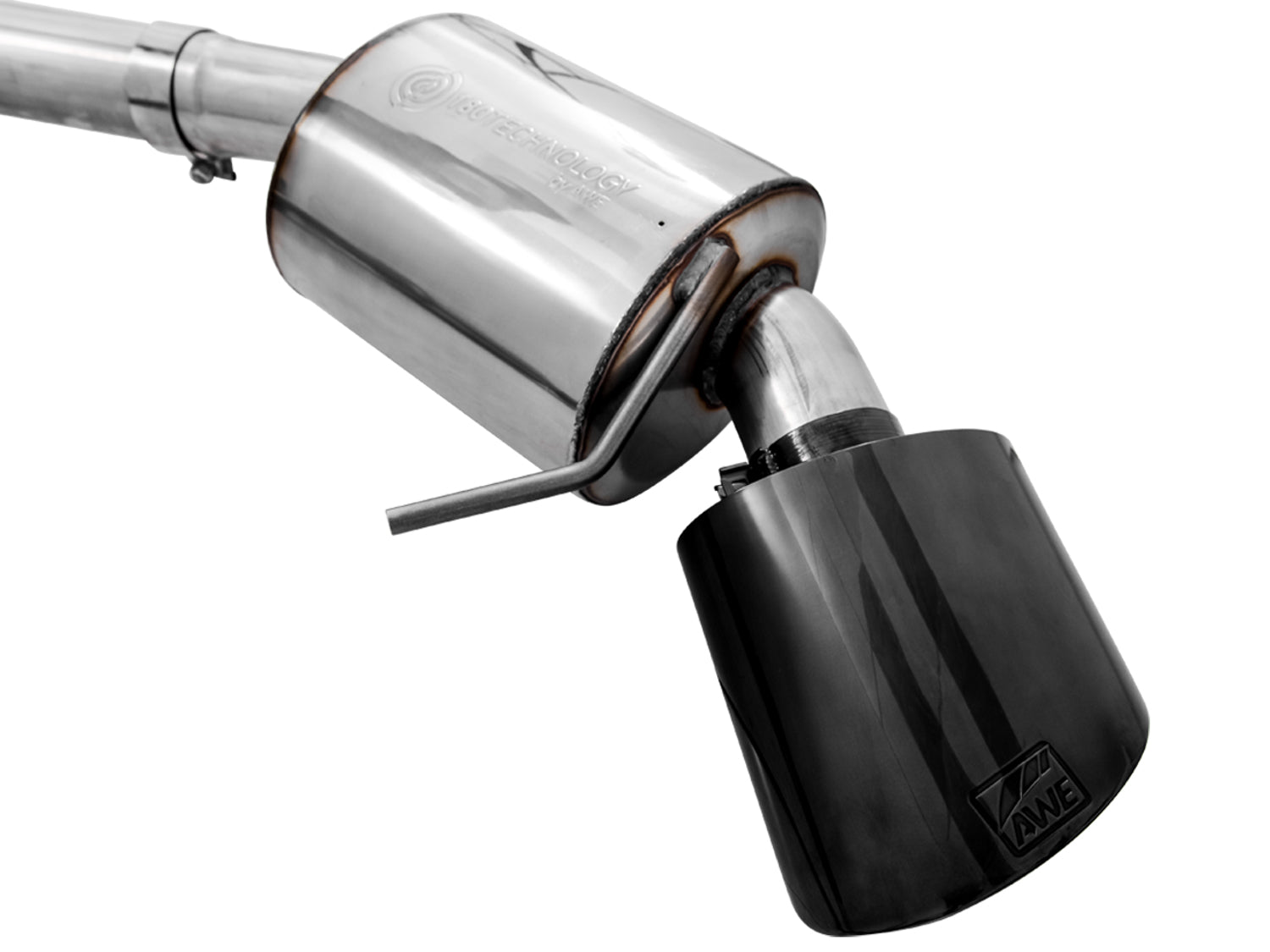 AWE Touring Edition Exhaust for Audi B9.5 RS 5 Coupe - Diamond Black RS-style Tips - Close Up