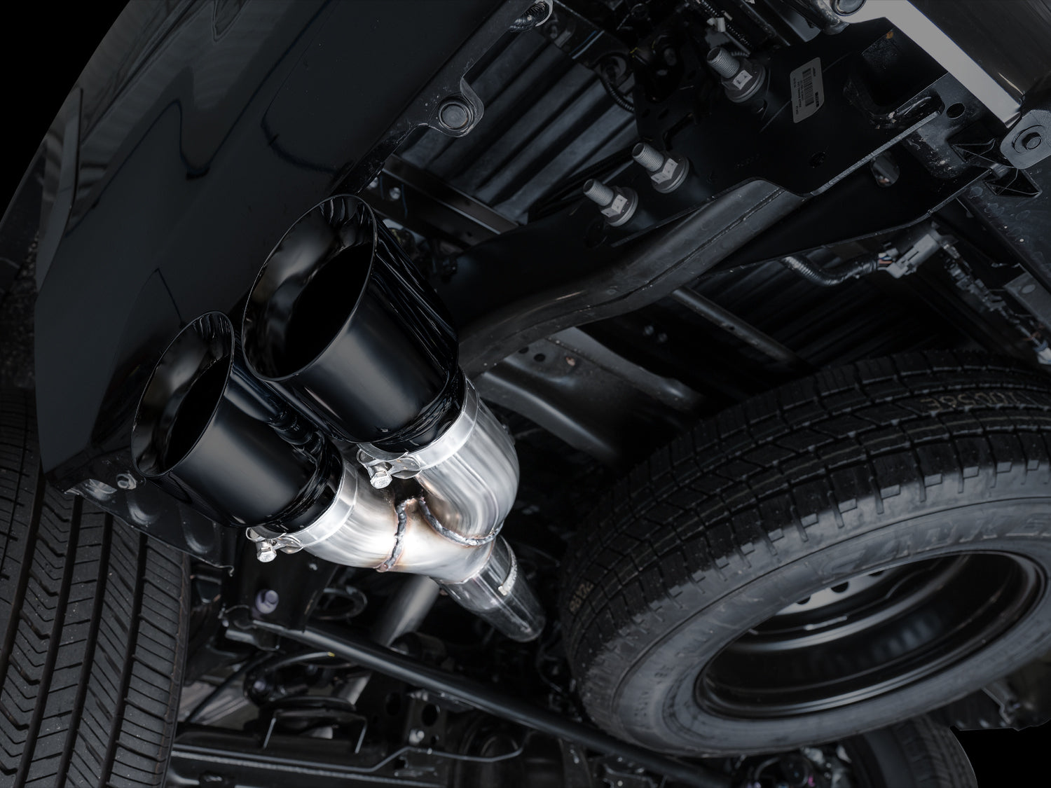 AWE 0FG Exhaust for 3rd Gen Toyota Tundra - Dual Diamond Black Tips - Mounted