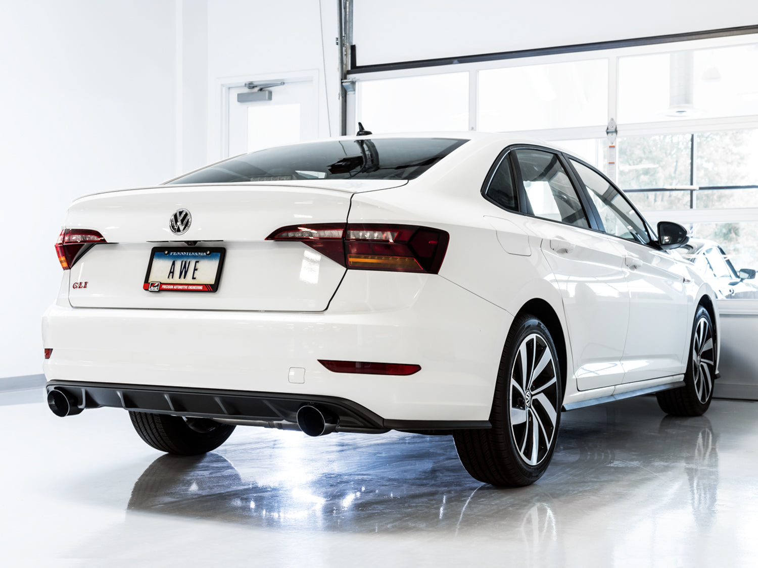 AWE Touring Edition Exhaust for MK7 Jetta GLI w/ High Flow Downpipe (not included) - Diamond Black Tips - Mounted