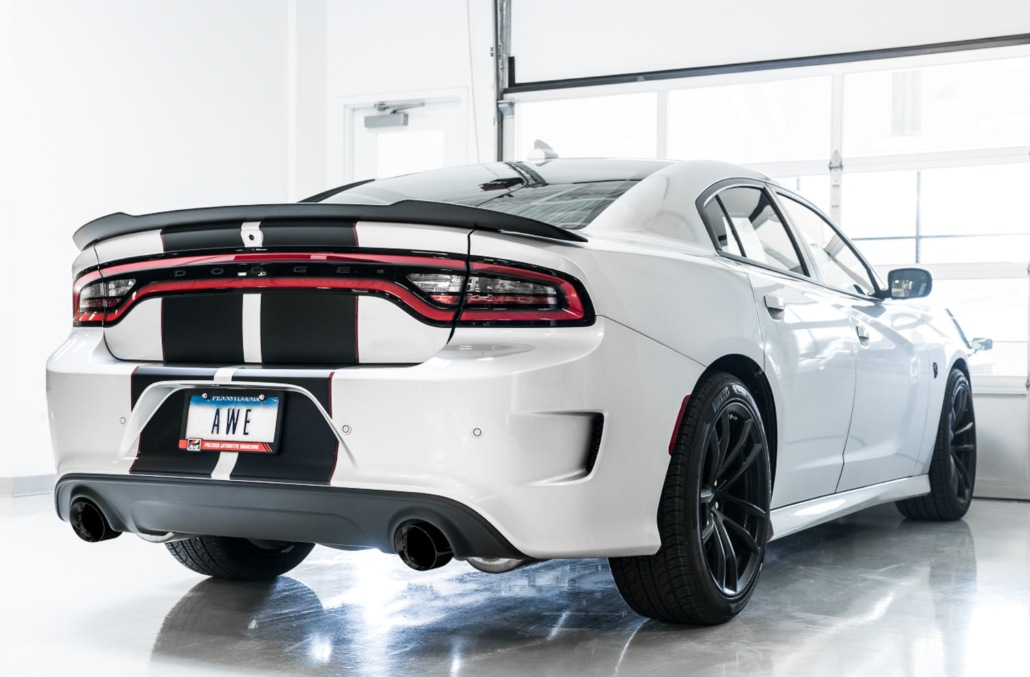 AWE Touring Edition Exhaust for 15+ Charger 6.4 / 6.2 SC - Diamond Black Tips - Mounted