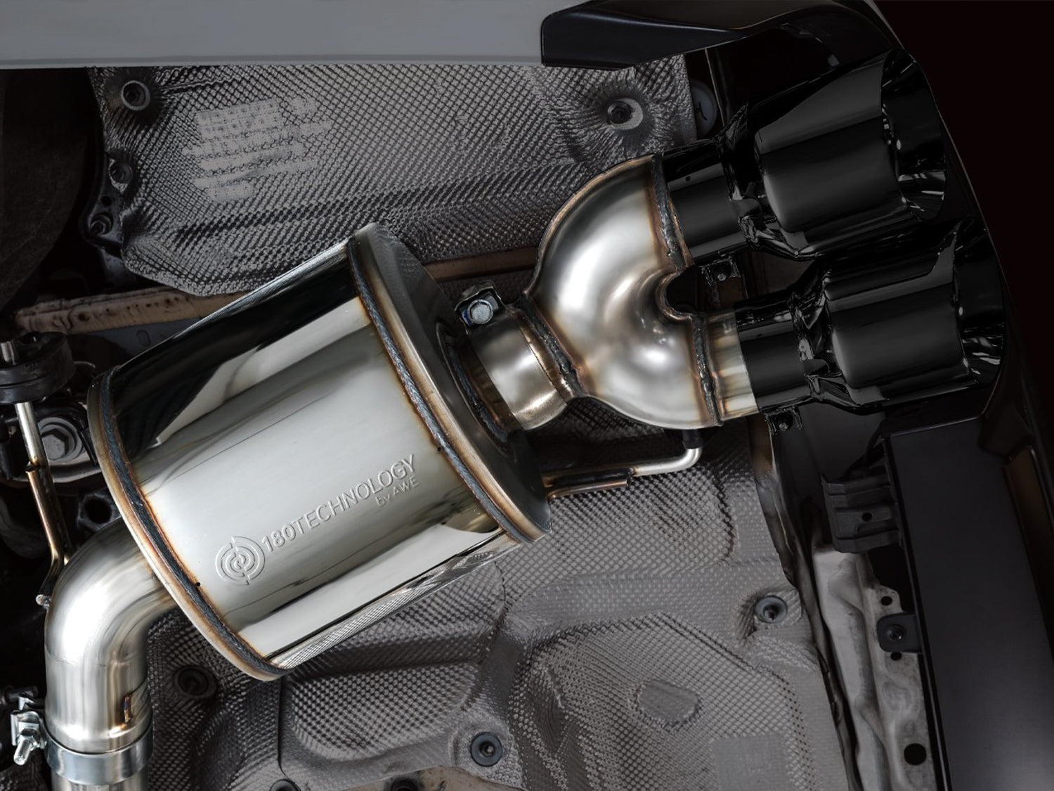 AWE Touring Edition Exhaust for Audi C8 S6/S7 - Diamond Black Tips - Mounted