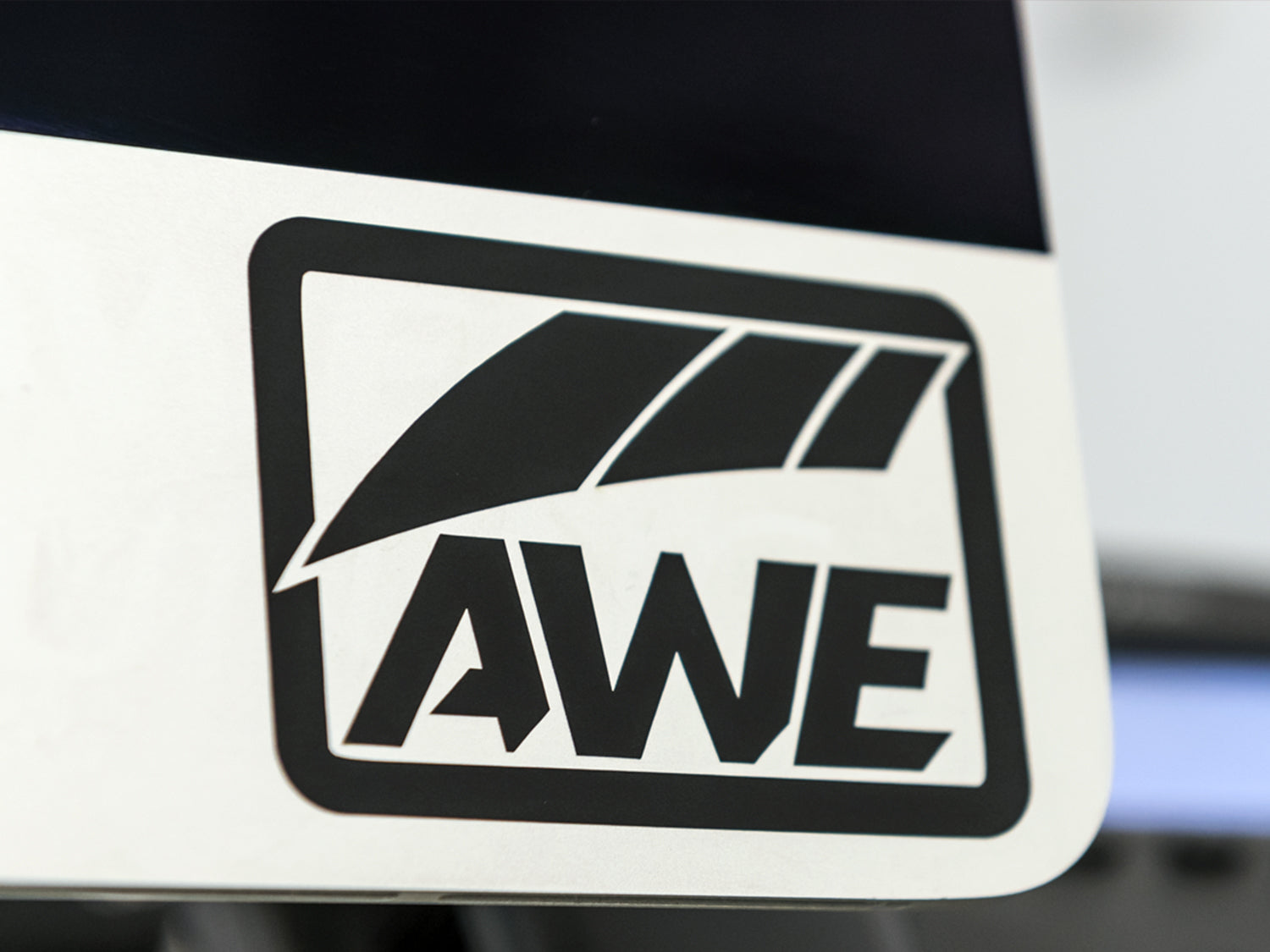 AWE Small ow Decal - Black - Mounted