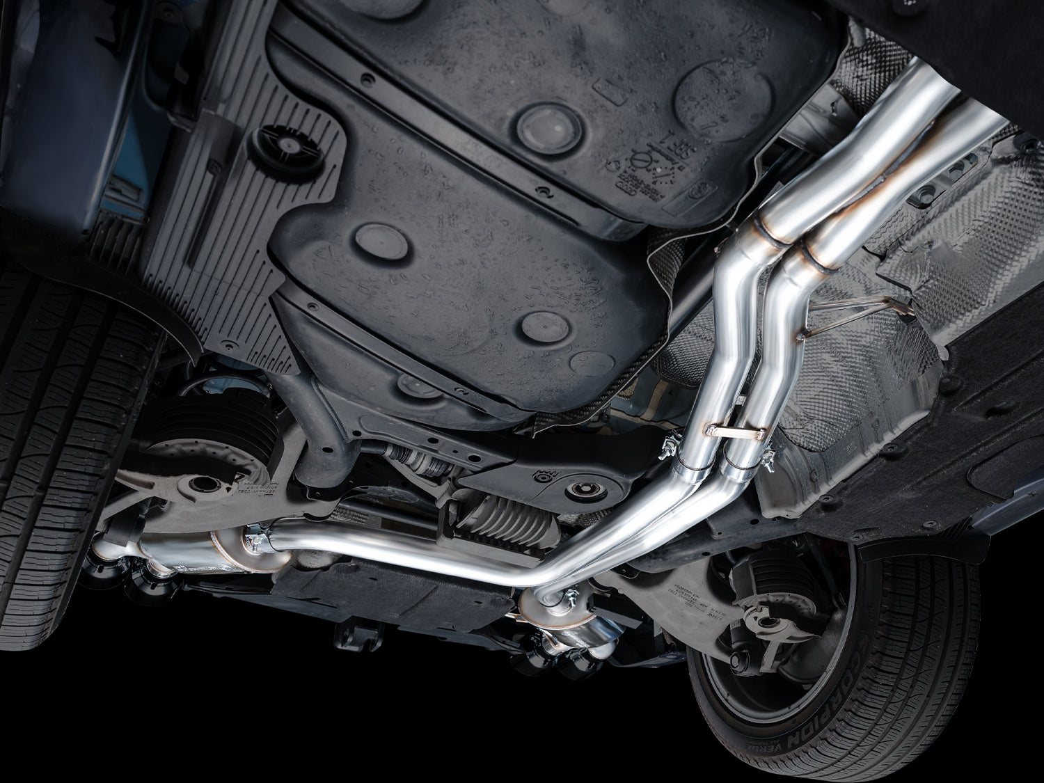 AWE Touring Edition Catback Exhaust for '22+ Porsche Macan 2.9TT - Diamond Black Tips - Mounted