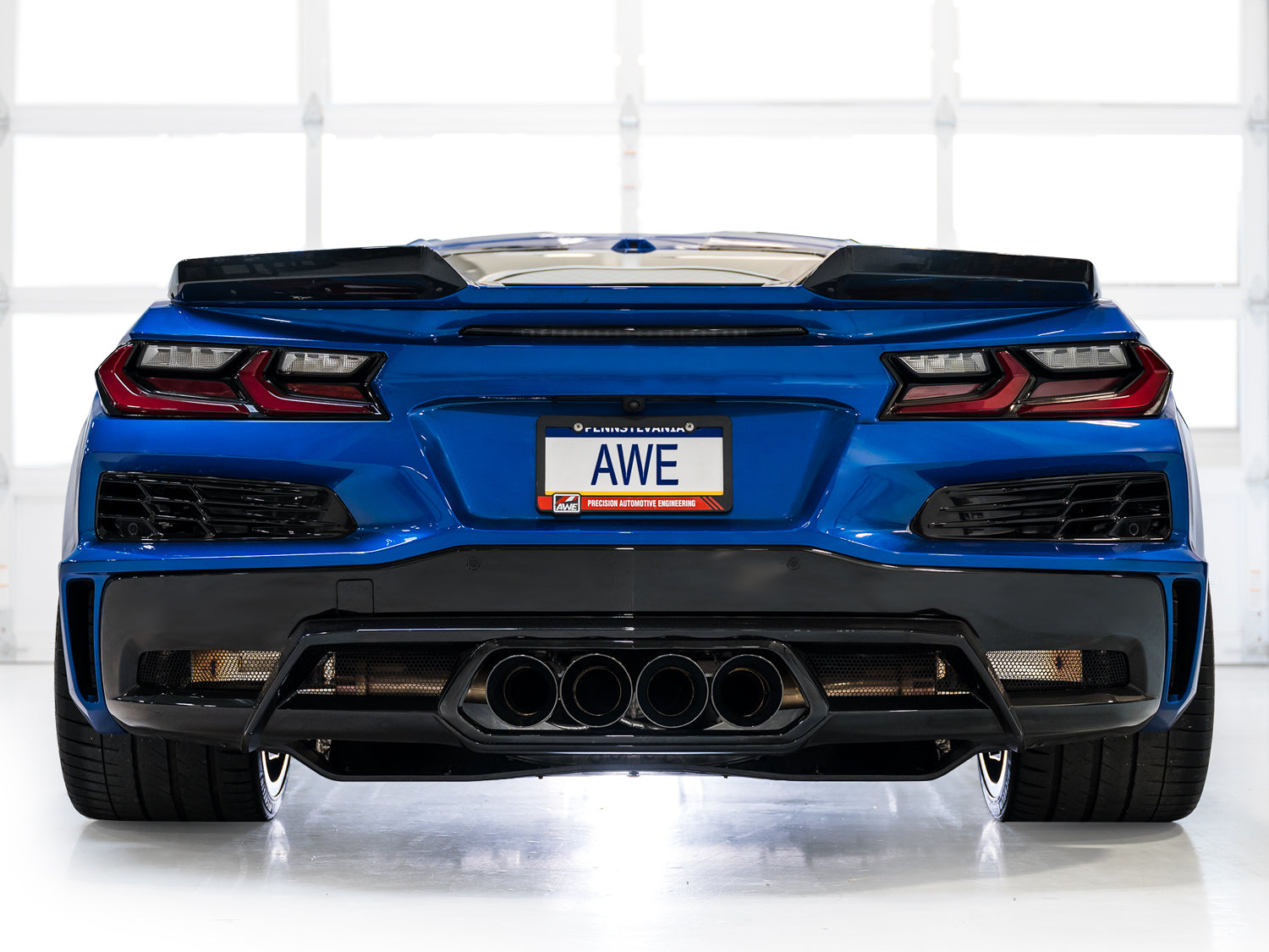 AWE SwitchPath Exhaust for C8 Corvette Z06 - Diamond Black Tips - Mounted