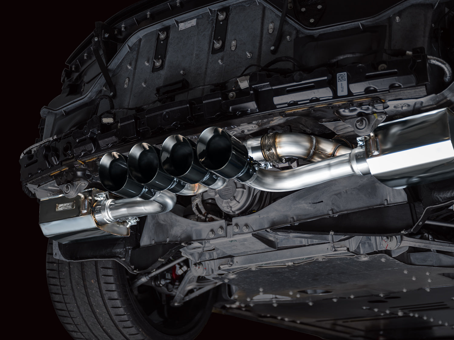 AWE SwitchPath Exhaust for C8 Corvette Z06 - Diamond Black Tips - Mounted