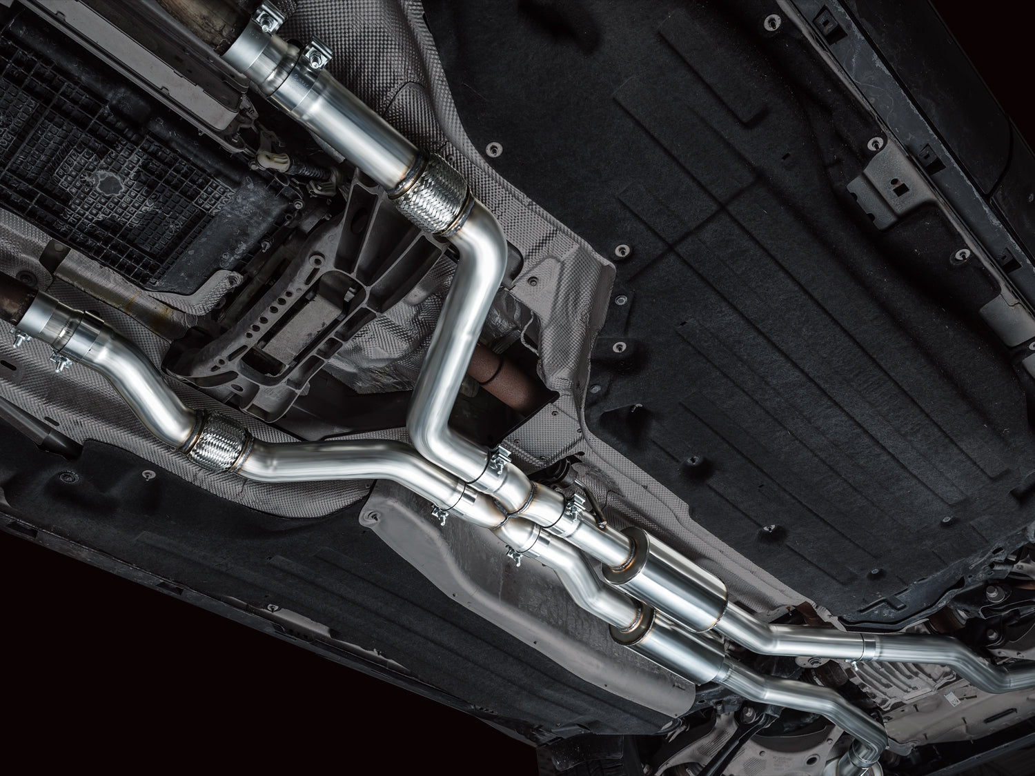 AWE Touring Edition Exhaust for Ford Explorer ST - Diamond Black Tips - Mounted