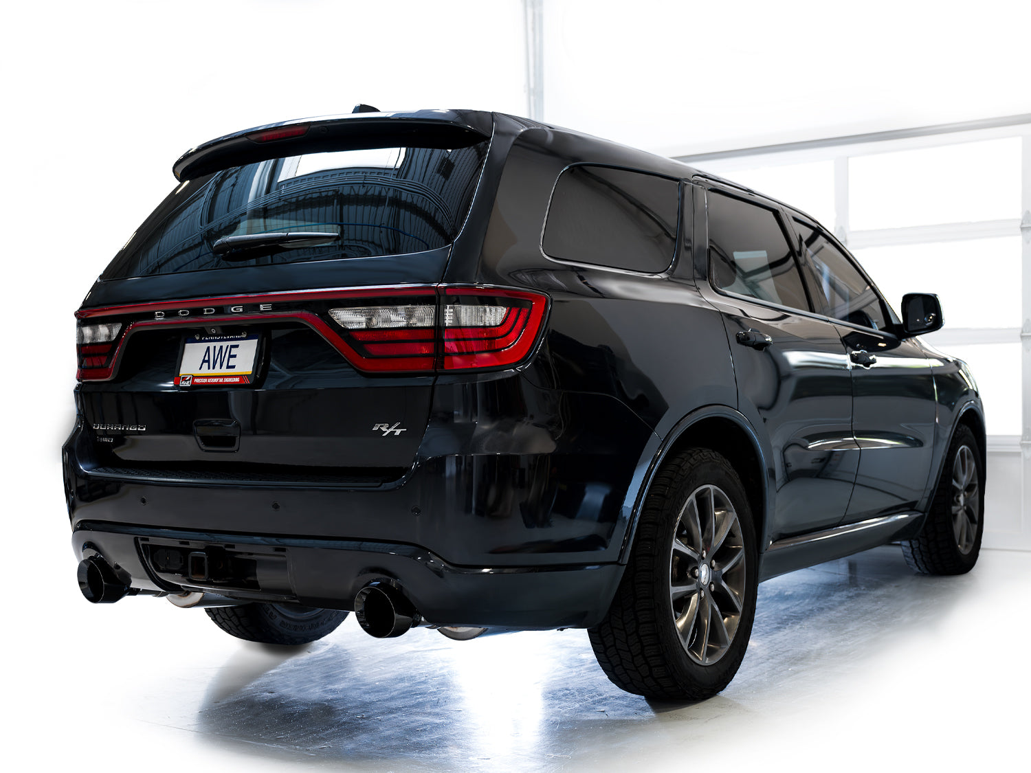 AWE Track Edition Exhaust for Dodge Durango 3.6 / 5.7 - Diamond Black Tips - Mounted