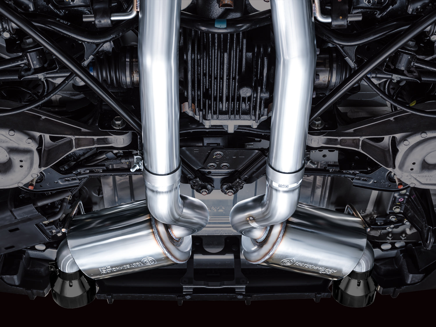 AWE Touring Edition Exhaust for Nissan Z - Diamond Black Tips - Mounted