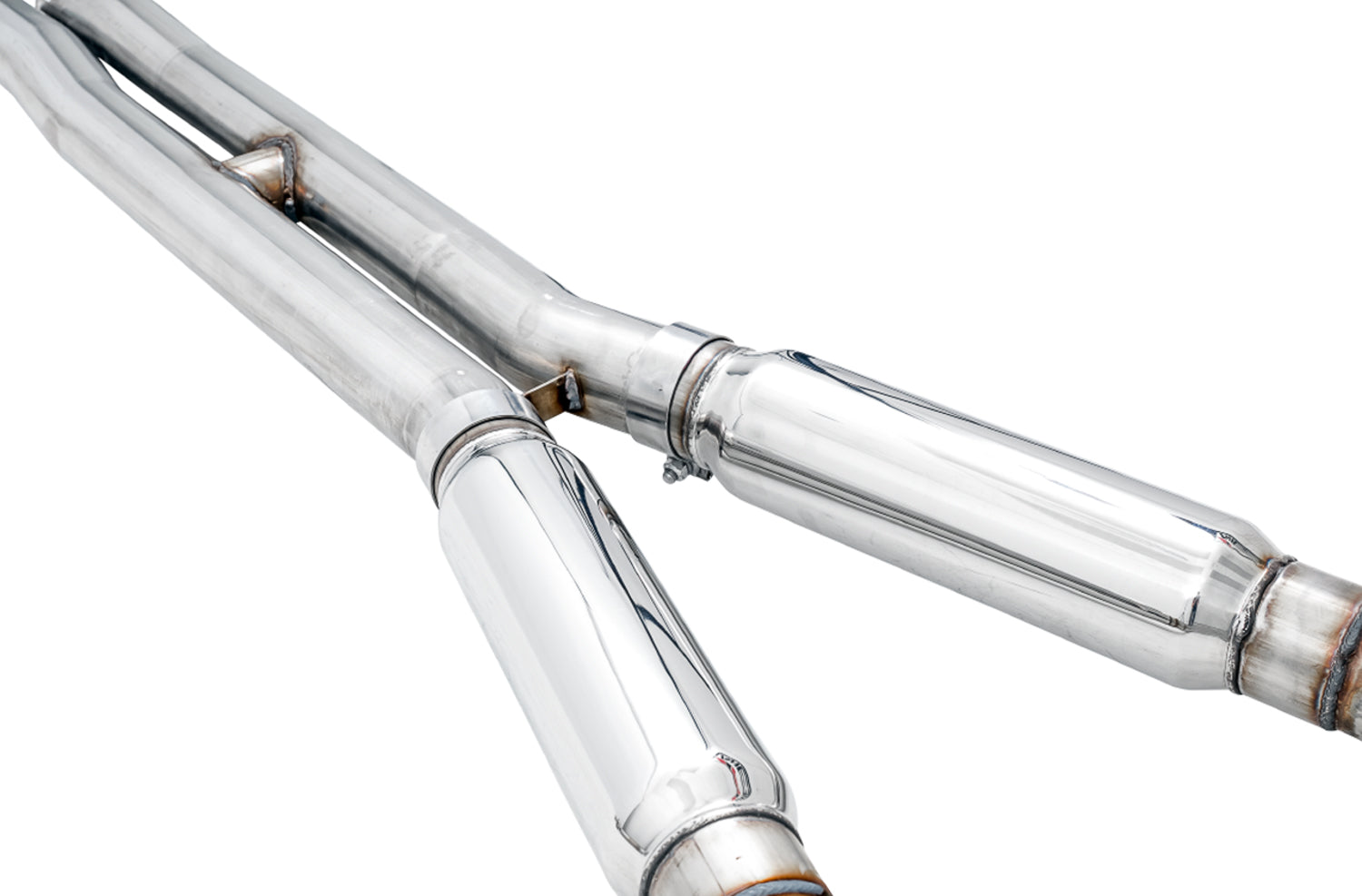 AWE Touring Edition Exhaust for 17+ Charger 5.7 - Chrome Silver Tips - Close Up