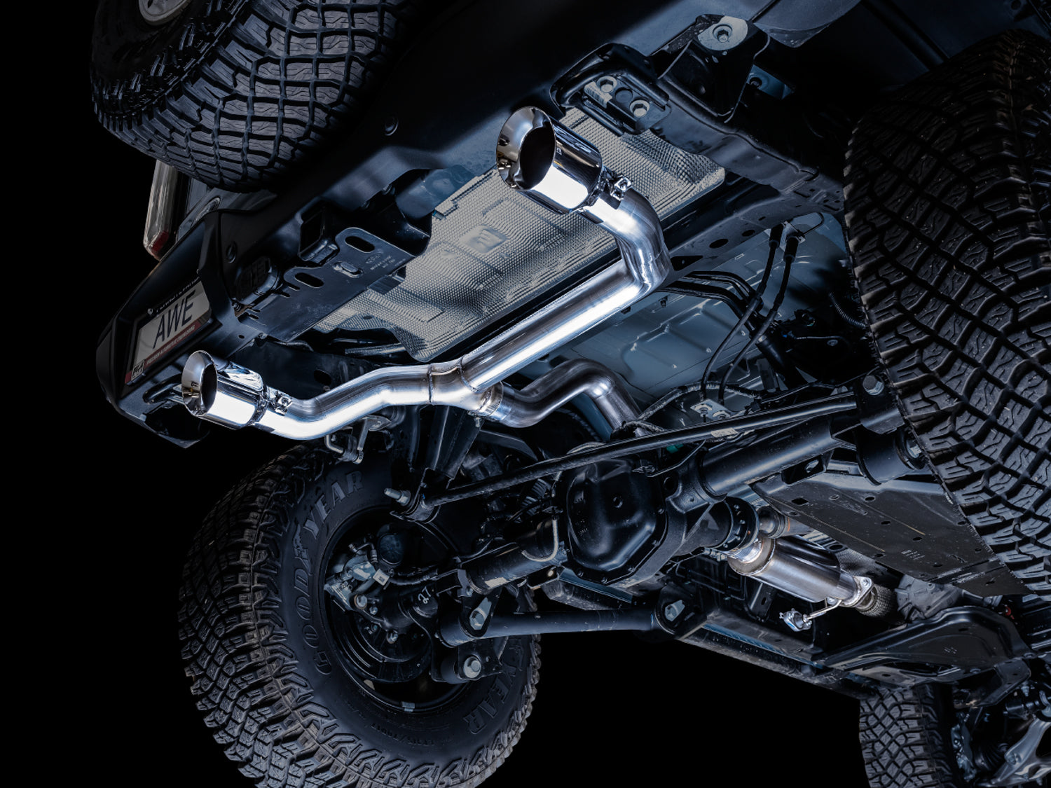 AWE 0FG Catback Exhaust for Ford Bronco with BashGuard™ - Dual 4.5" Chrome Silver Tips - Mounted