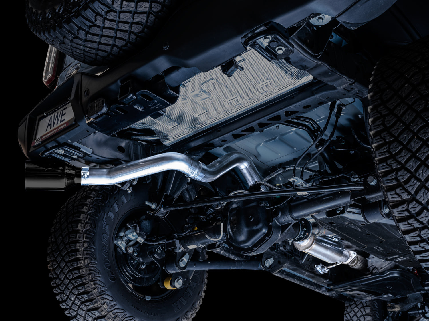 AWE 0FG Catback Exhaust for Ford Bronco with BashGuard™ - Single 5" Diamond Black Tip - Mounted