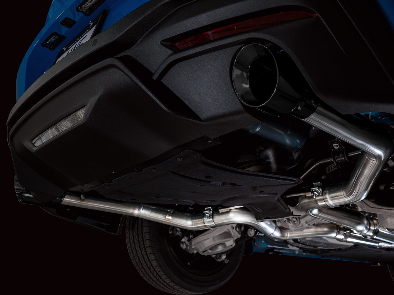 AWE Track Edition Exhaust for S650 Ford Mustang GT Fastback - Dual Diamond Black Tips - Mounted