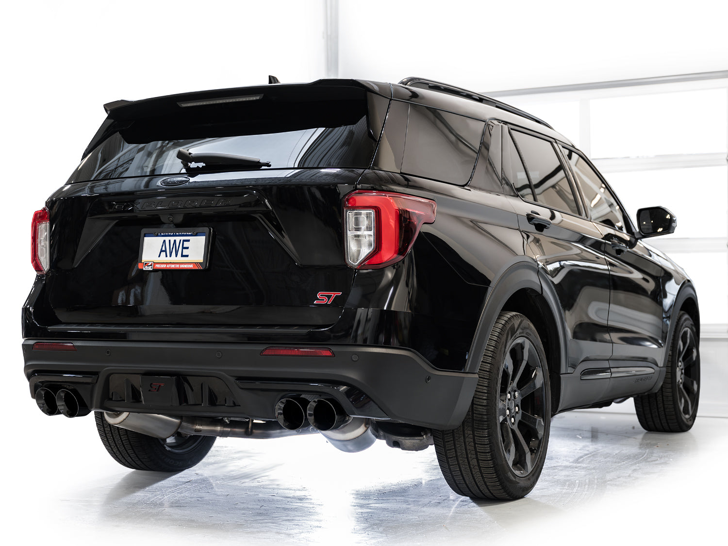 AWE Touring Edition Exhaust for Ford Explorer ST - Diamond Black Tips - Mounted