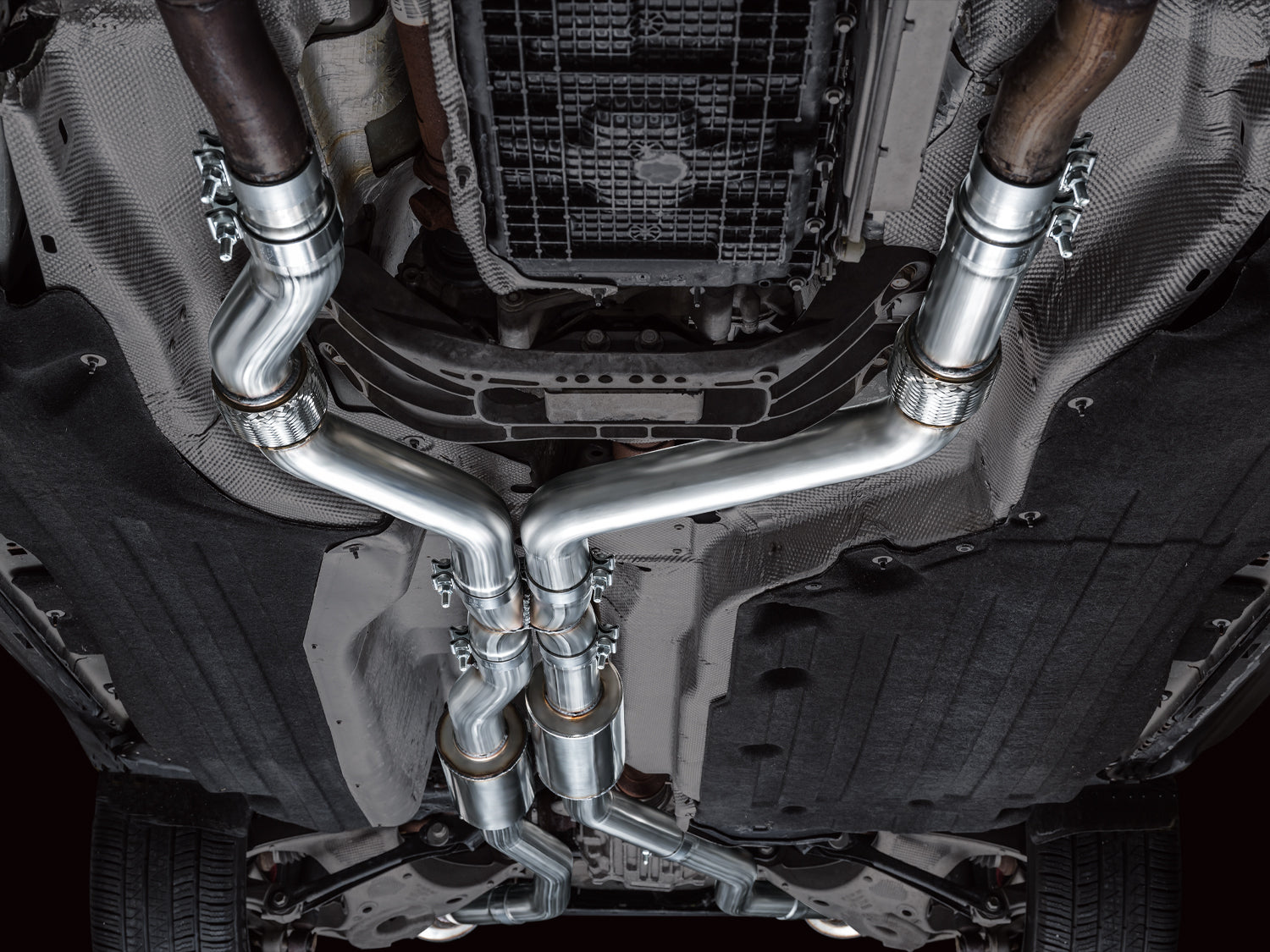 AWE Touring Edition Exhaust for Ford Explorer ST - Diamond Black Tips - Mounted