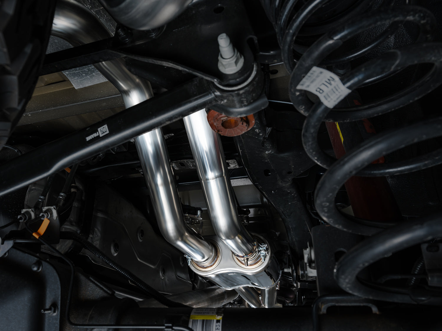 AWE SwitchPath™ Exhaust for Gen 3 Raptor - Diamond Black Tip - Mounted