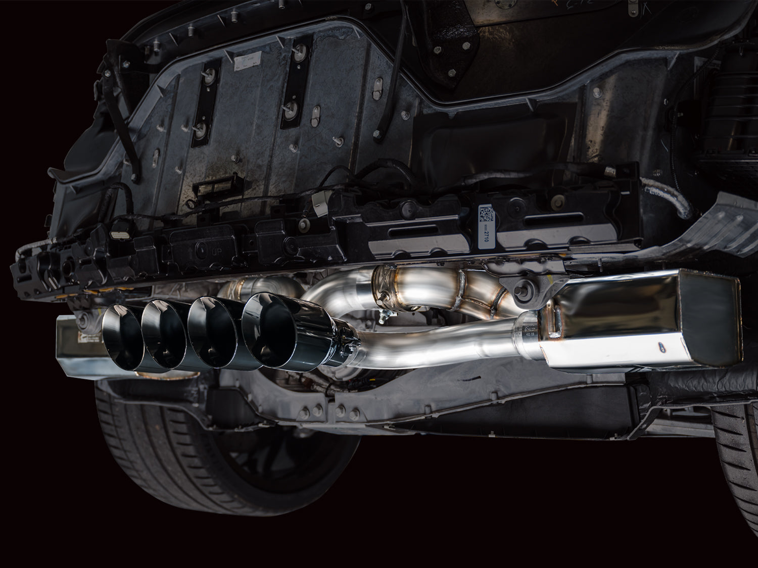 AWE SwitchPath Exhaust for C8 Corvette Z06 - Diamond Black Tips - Mounted