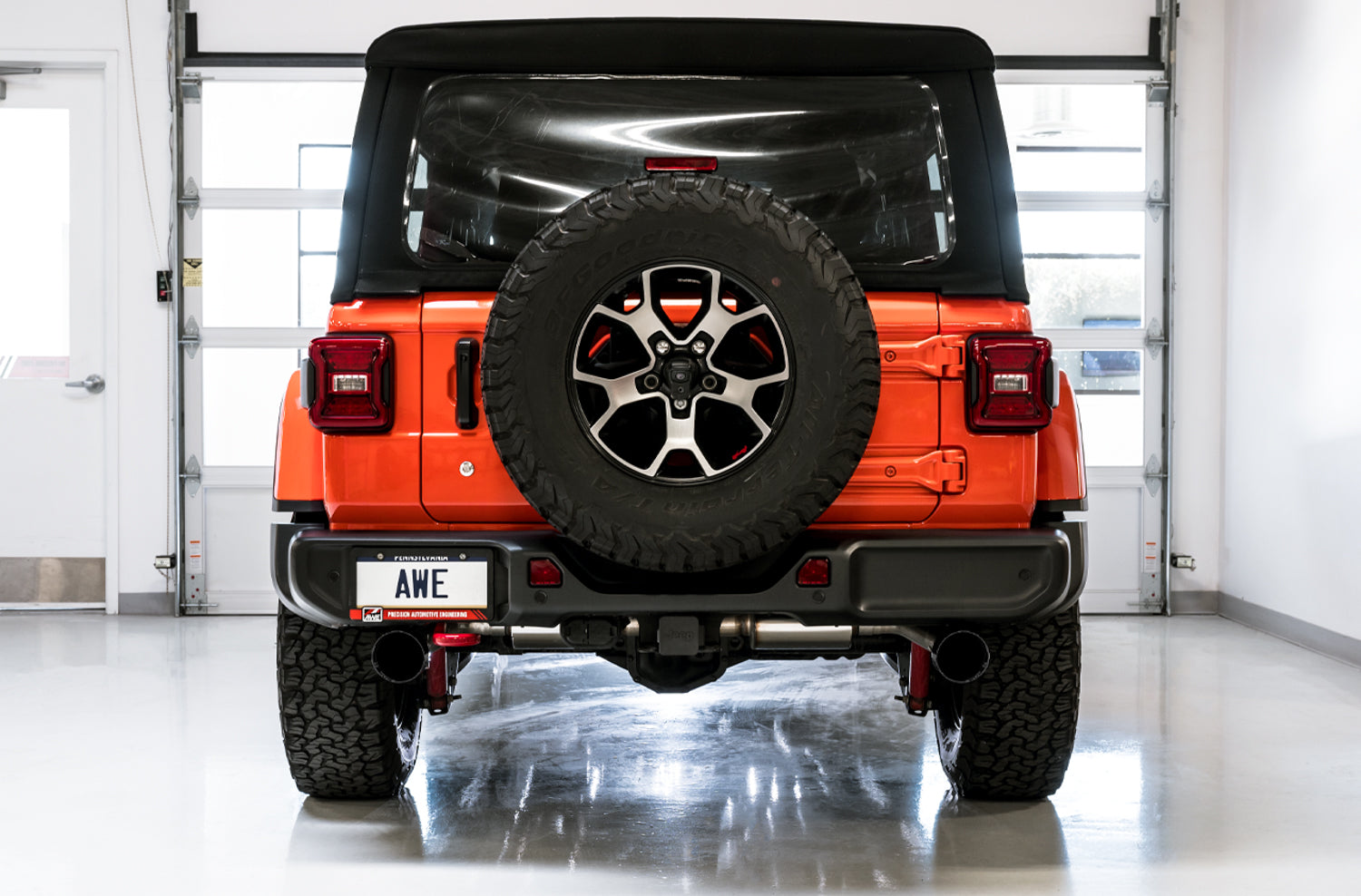 AWE Tread Edition Axleback Dual Exhaust for Jeep JL/JLU 3.6L/2.0T - Diamond Black Tips - Mounted
