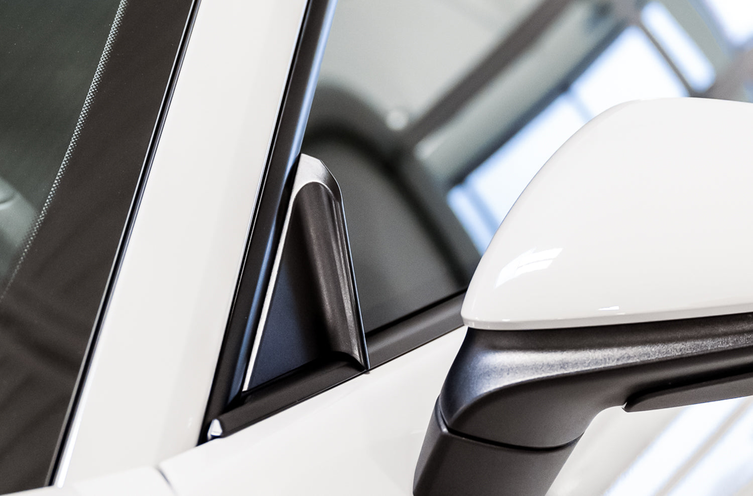 AWE AWE Foiler™  DIFFUSER FOR PORSCHE 992 - Mounted