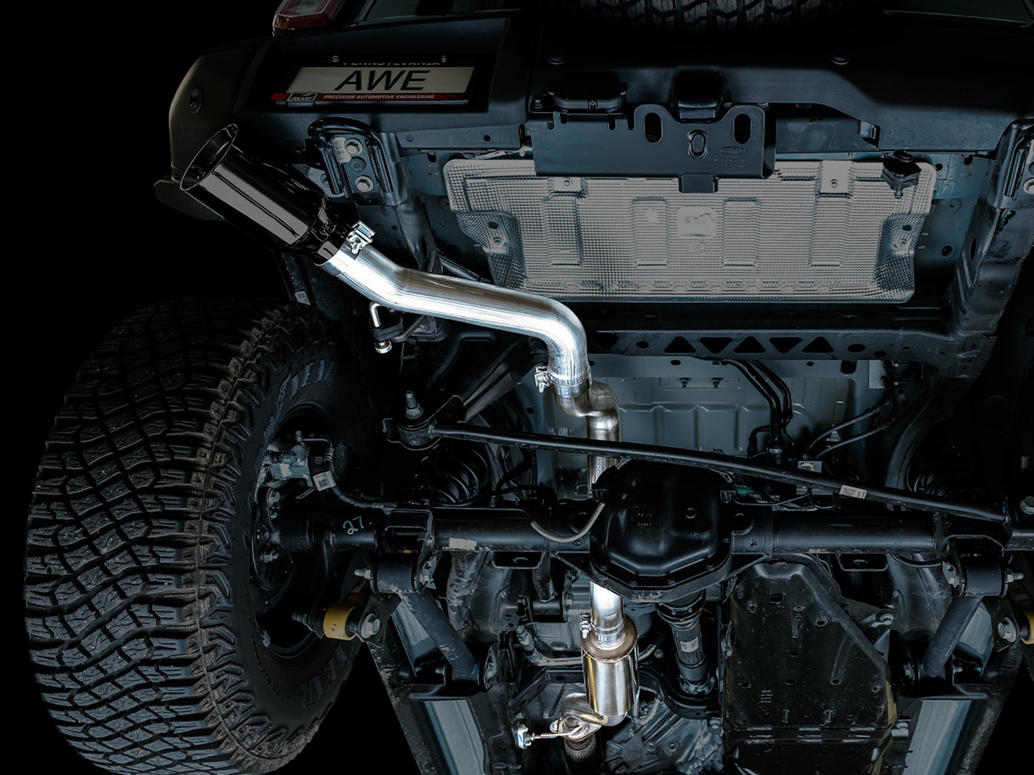 AWE 0FG Catback Exhaust for Ford Bronco with BashGuard™ - Single 5" Diamond Black Tip - Mounted