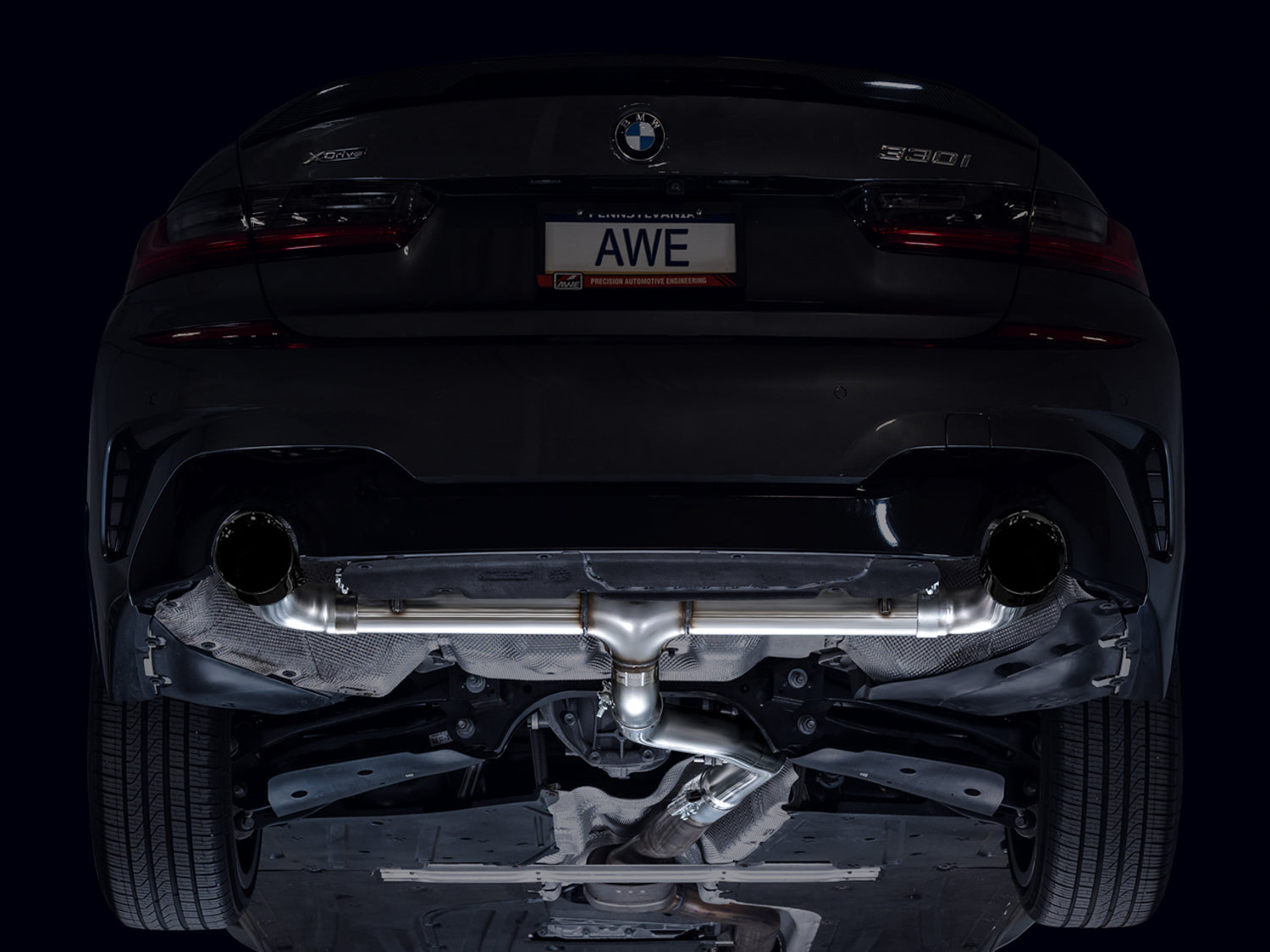 AWE Track Edition Axleback Exhaust for BMW G2X 330i/430i - Diamond Black - Mounted