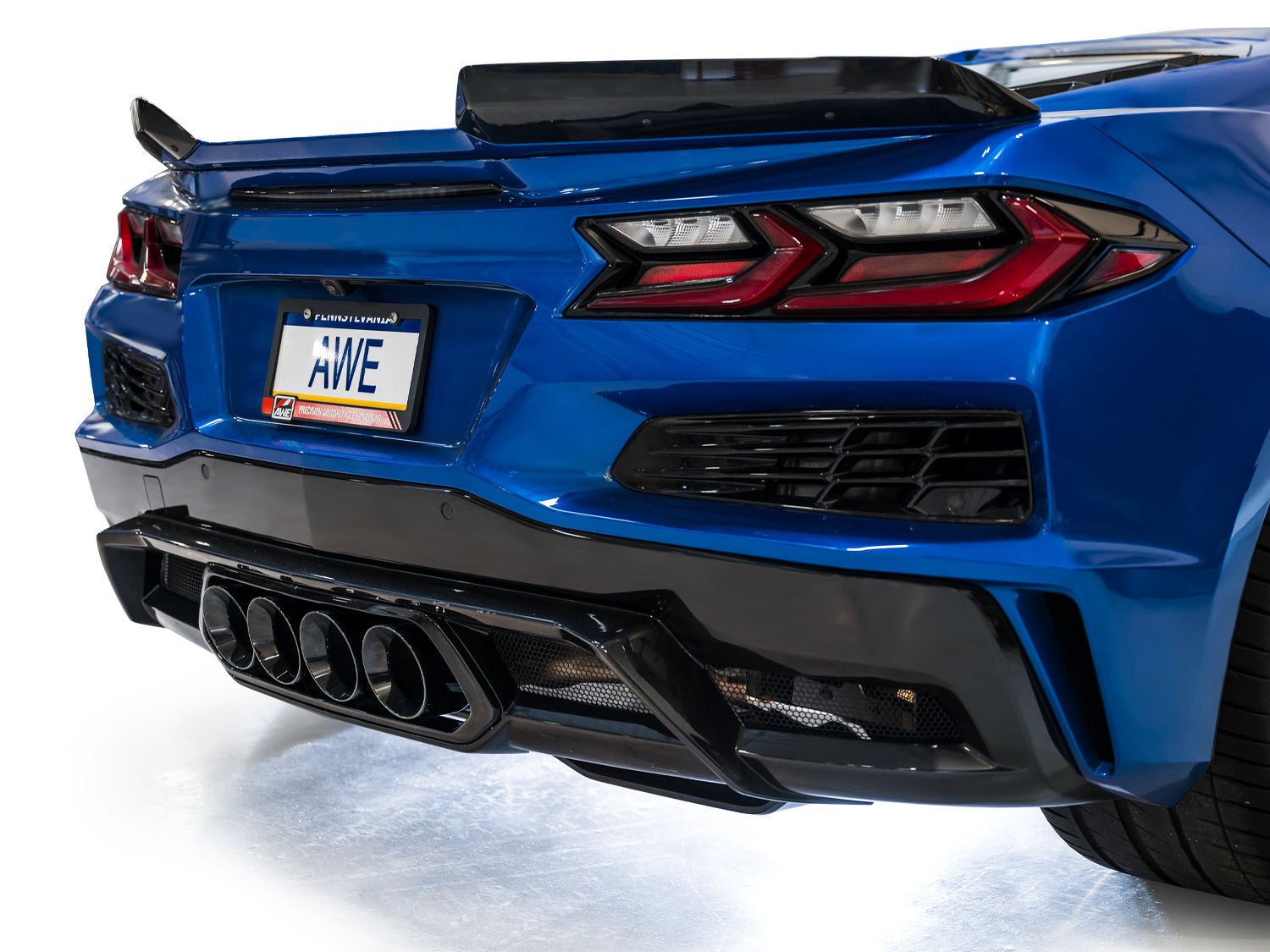 AWE SwitchPath Exhaust for C8 Corvette Z06 - Diamond Black Tips - Mounted