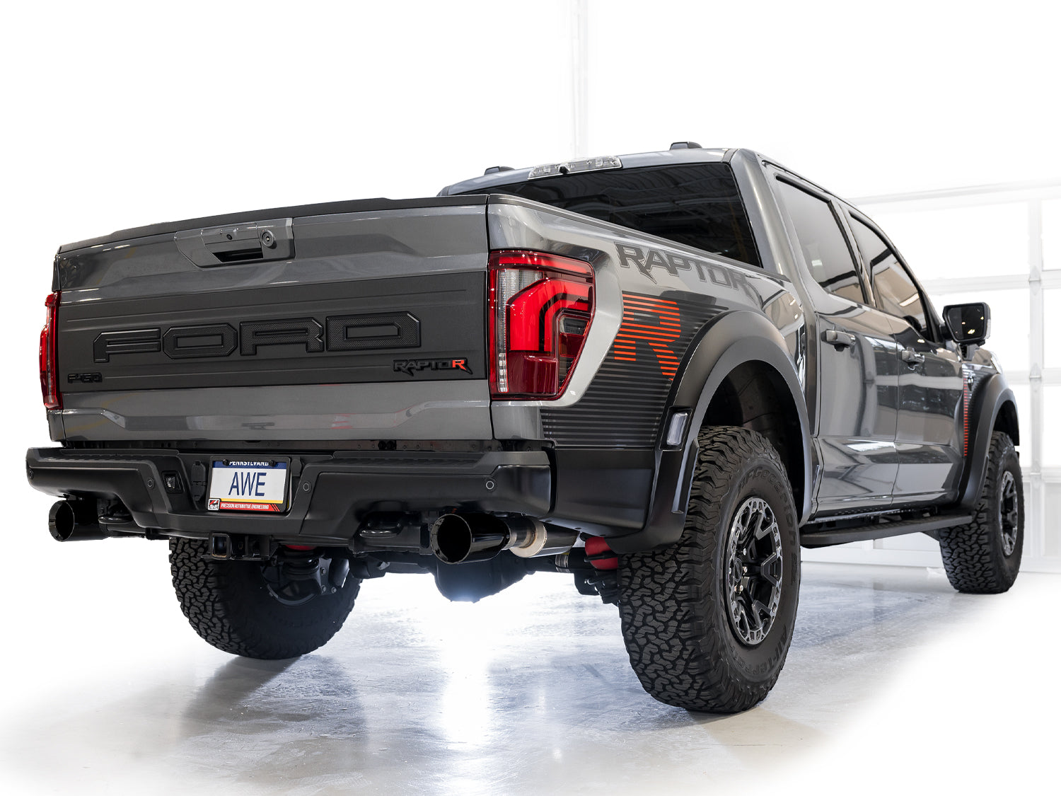AWE SwitchPath™ Exhaust for Gen 3 Raptor R - Diamond Black Tips - Mounted