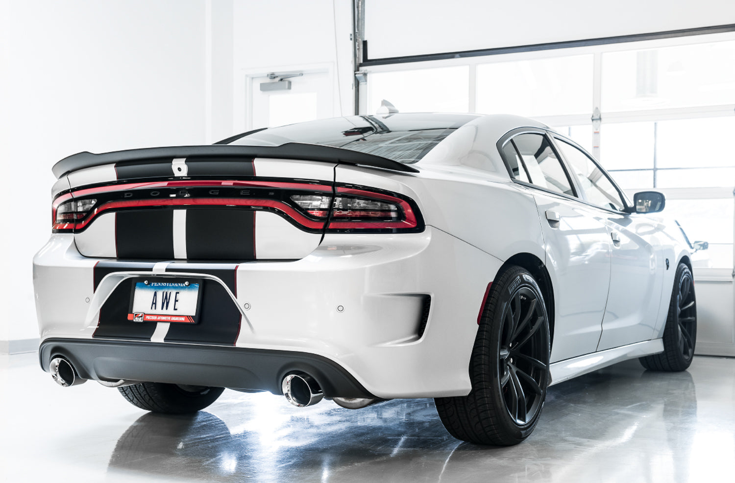 AWE Touring Edition Exhaust for 17+ Charger 5.7 - Diamond Black Tips - Mounted