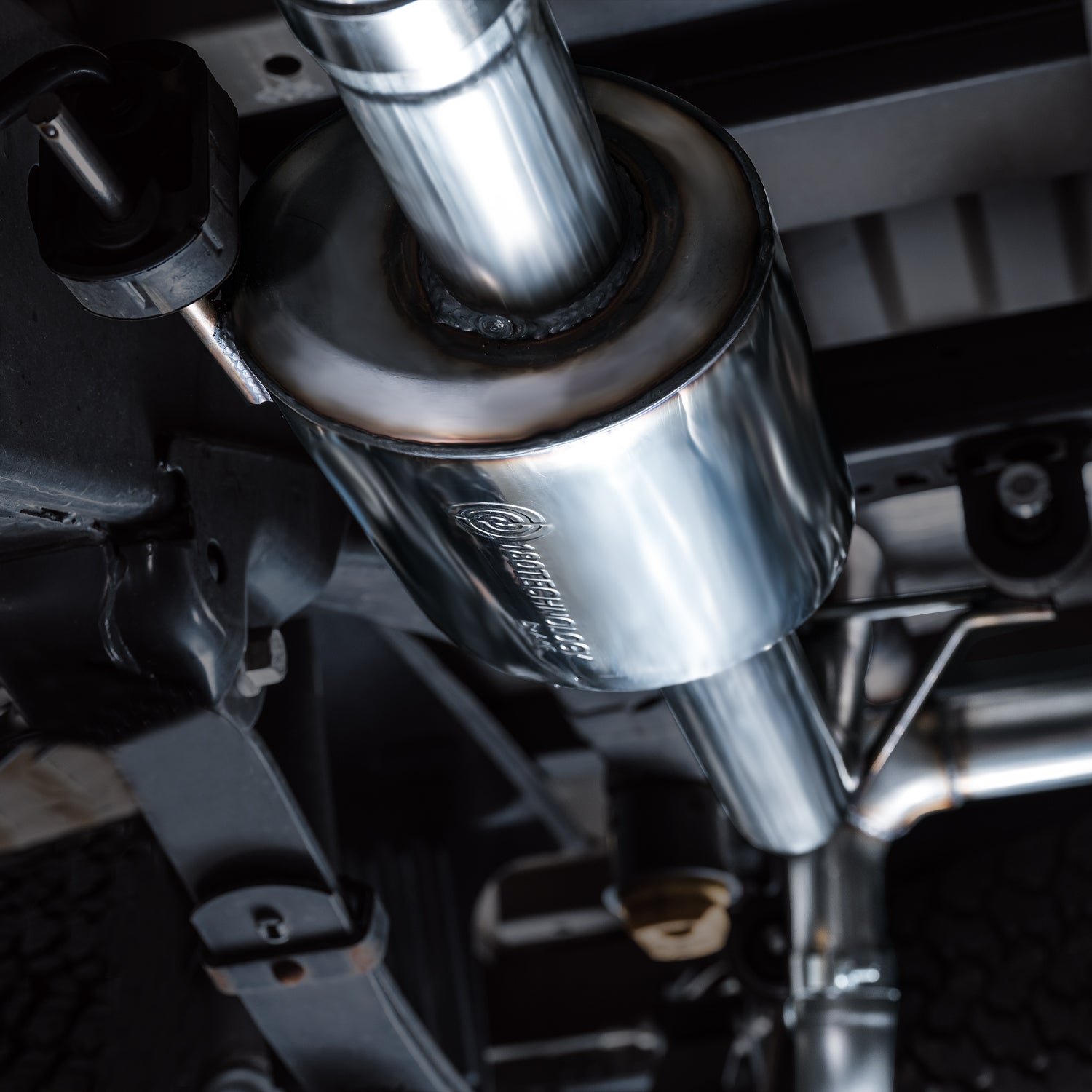AWE 0FG Non-Resonated Catback for '21+ Ford F-150 Tremor (With Bumper Cutouts) - Diamond Black Tips - Mounted