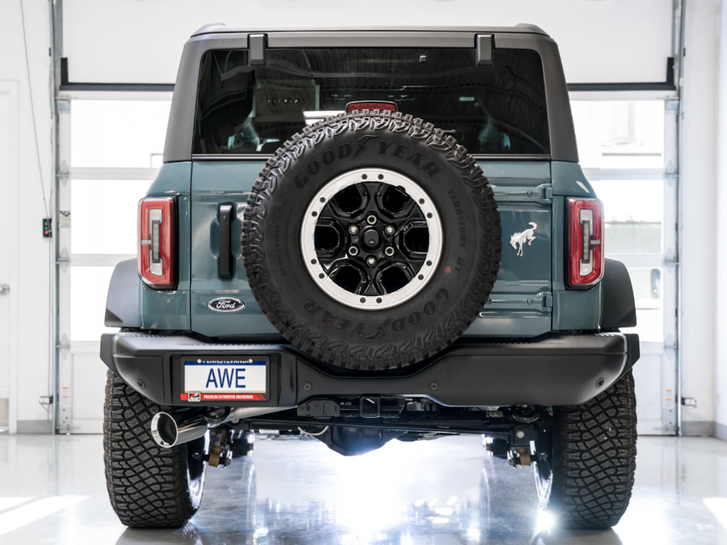 AWE 0FG Catback Exhaust for Ford Bronco with BashGuard™ - Single 5" Chrome Silver Tip - out of package