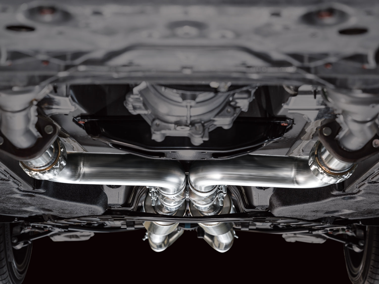 AWE Touring Edition Exhaust for Nissan Z - Diamond Black Tips - Mounted